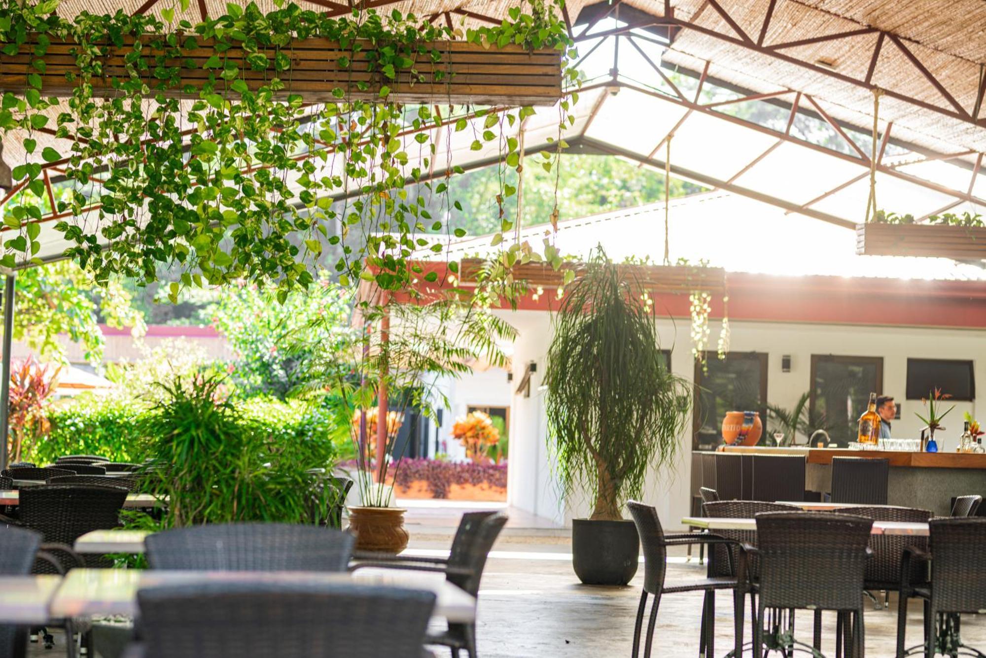 Hotel Costa Pacifica 에스테리요스 외부 사진